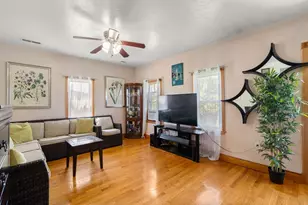 210 School St, Stoughton, MA 02072 - Photo 4