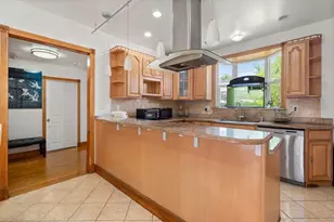 210 School St, Stoughton, MA 02072 - Photo 8