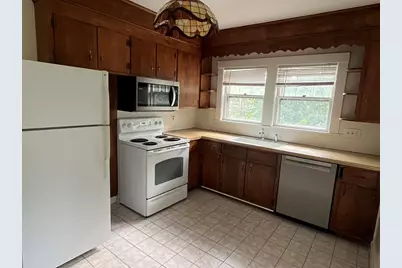 206 Nahant St #2, Wakefield, MA 01880 - Photo 2