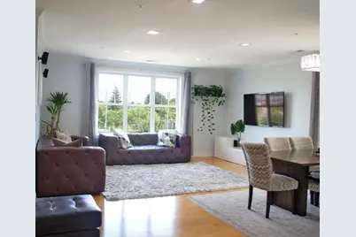 130 Tremont St #301, Melrose, MA 02176 - Photo 4