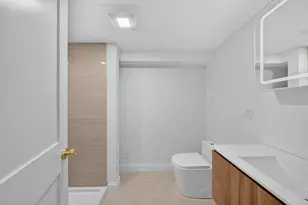 8 Everett St, Wakefield, MA 01880 - Photo 18