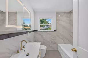 8 Everett St, Wakefield, MA 01880 - Photo 10