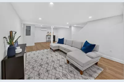 8 Everett St, Wakefield, MA 01880 - Photo 16