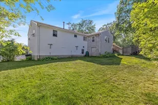 49 Longfellow Dr, Newburyport, MA 01950 - Photo 36