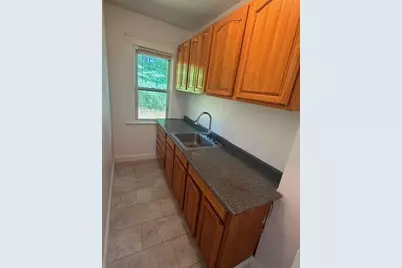 47 Longwood Ave #2, Fitchburg, MA 01420 - Photo 4