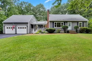 27 Redwood Dr, Princeton, MA 01541 - Photo 1