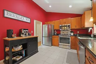 29 Tide Meadows Dr, Berkley, MA 02779 - Photo 12