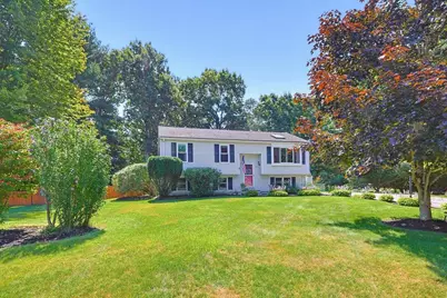 29 Tide Meadows Dr, Berkley, MA 02779 - Photo 2