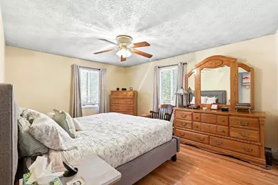 359 Howe Street, Methuen, MA 01844 - Photo 18