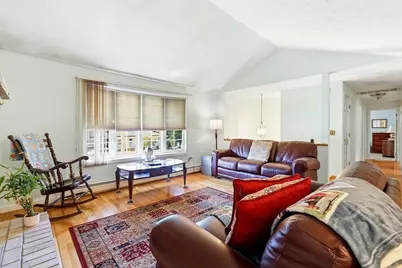359 Howe Street, Methuen, MA 01844 - Photo 12
