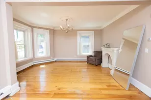 29 Monument Sq, Boston, MA 02129 - Photo 2