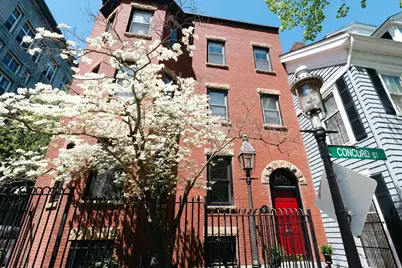 29 Monument Sq #2, Boston, MA 02129 - Photo 1