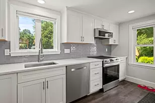1 Brook Rd, Woburn, MA 01801 - Photo 6