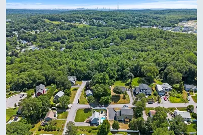 1 Brook Rd, Woburn, MA 01801 - Photo 36