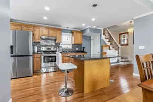 38 Barrett St, Revere, MA 02151 - Photo 14