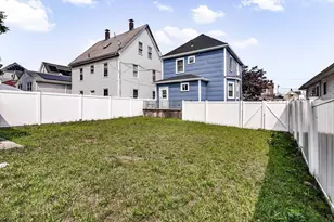 38 Barrett St, Revere, MA 02151 - Photo 34