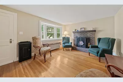 54 Acorn St, Braintree, MA 02184 - Photo 6