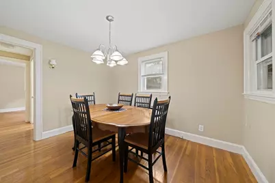 54 Acorn St, Braintree, MA 02184 - Photo 8