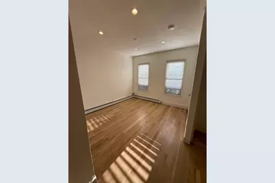 63 Middle St #1, Boston, MA 02127 - Photo 8