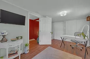 608 Abbott Ave, Leominster, MA 01453 - Photo 12