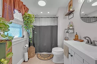 608 Abbott Ave, Leominster, MA 01453 - Photo 10