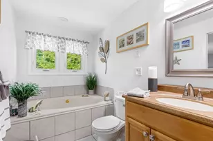 35 Pilgrim Village Rd, Taunton, MA 02780 - Photo 20