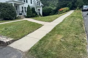 13 Tahanto Rd, Worcester, MA 01602 - Photo 2