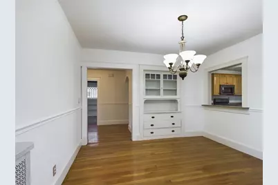 25 Rowe St #1, Newton, MA 02466 - Photo 6