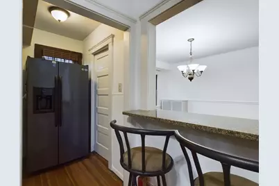 25 Rowe St #1, Newton, MA 02466 - Photo 2