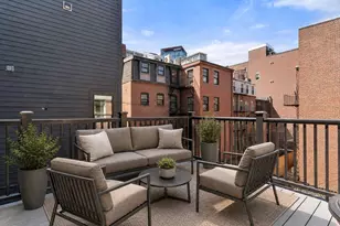 82 Endicott St, Boston, MA 02113 - Photo 14