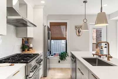 82 Endicott Street #3, Boston, MA 02113 - Photo 4