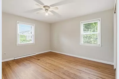 37 Saint Dennis St, Westfield, MA 01085 - Photo 14