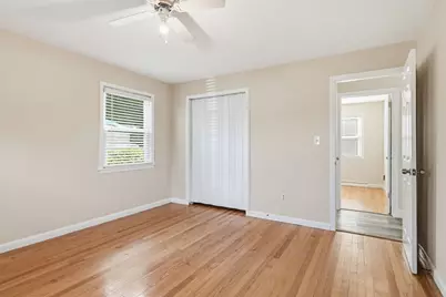 37 Saint Dennis St, Westfield, MA 01085 - Photo 16