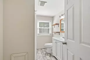 37 St Dennis St, Westfield, MA 01085 - Photo 20