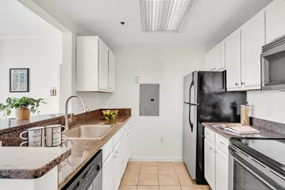 169 Monsignor Obrien Hwy #715, Cambridge, MA 02141 - Photo 10