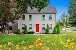 17 Andover St, Georgetown, MA 01833 - Photo 1