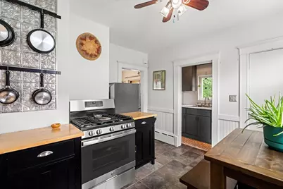 29 Newcastle Road, Peabody, MA 01960 - Photo 8