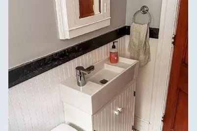 22 Bluff Ave, Fitchburg, MA 01420 - Photo 28