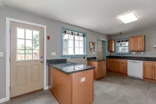 147 Smith St, North Attleboro, MA 02760 - Photo 8