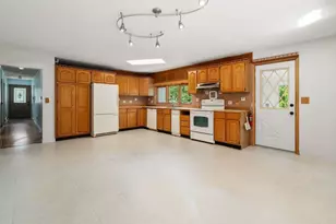 55 Chestnut St, North Reading, MA 01864 - Photo 12