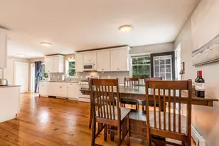 8 Hampden Rd, Falmouth, MA 02536 - Photo 10