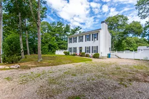 8 Hampden Rd, Falmouth, MA 02536 - Photo 26