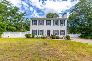 8 Hampden Rd, Falmouth, MA 02536 - Photo 2