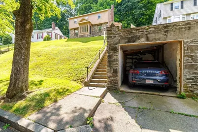 30 Saint Elmo Rd, Worcester, MA 01602 - Photo 2
