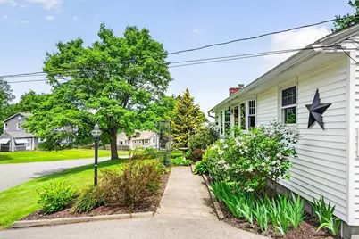 17 Capt Peter Simpson Road, Millbury, MA 01527 - Photo 6