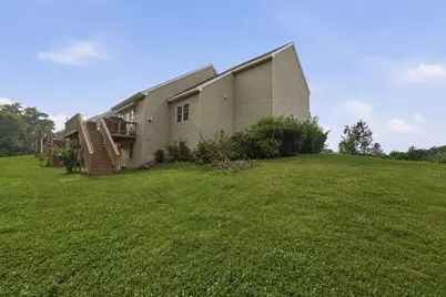 129 Ariel Circle #129, Sutton, MA 01590 - Photo 2