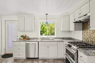 185 Hollis St, Groton, MA 01450 - Photo 4