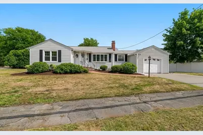 4 Abbott Rd, Waltham, MA 02452 - Photo 1
