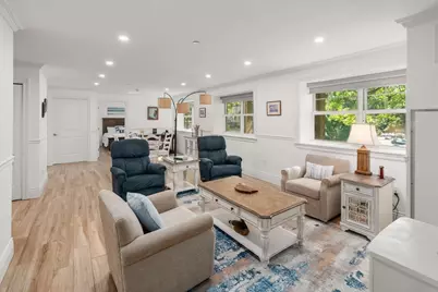 12 Russell Rd #103, Wellesley, MA 02482 - Photo 8