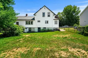 554 Hildreth St, Dracut, MA 01826 - Photo 2